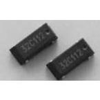 CM200C32768DZBT